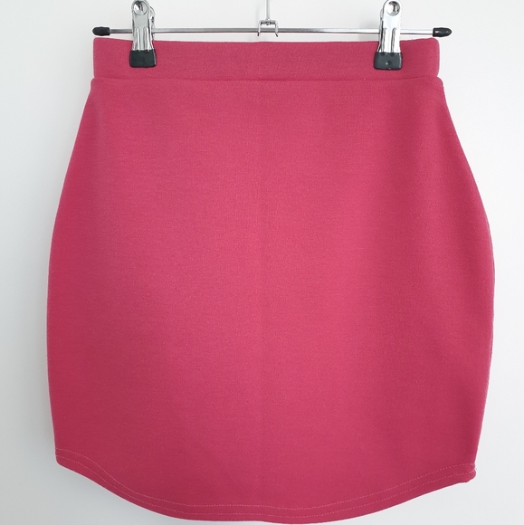 Missguided pink miniskirt - Picture 7 of 7